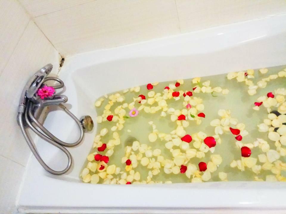 Pleasure View Hotel Янгон Екстер'єр фото